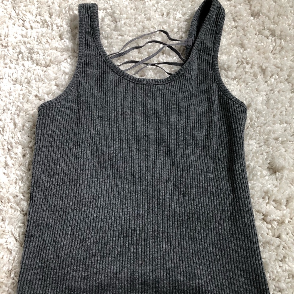 Random Tops Bundle 🍒 - Picture 3 of 6